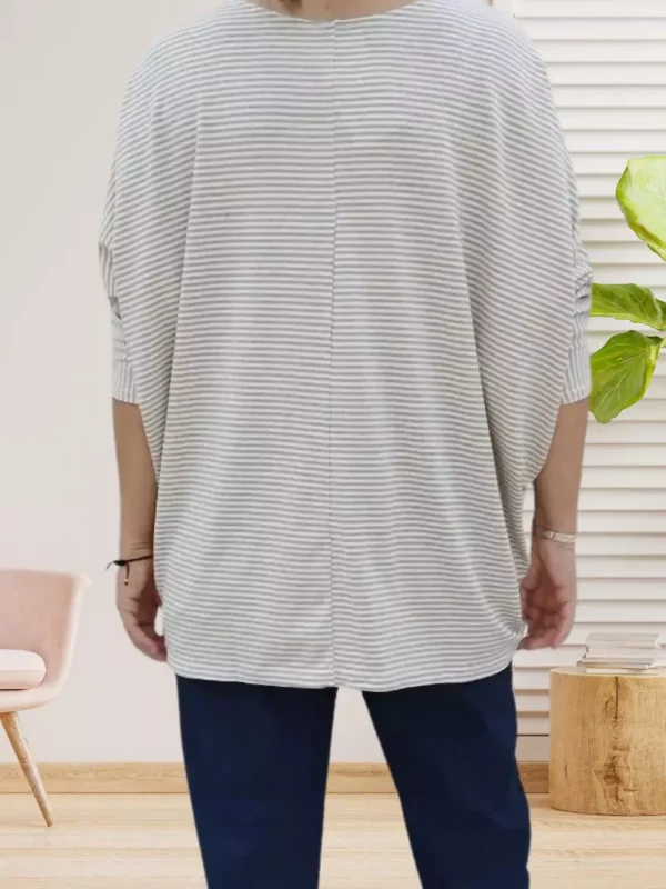 t-shirt-fines-rayures-beige-ds T-shirt fines rayures avec fil en lurex, manches chauve-souris 3/4, col rond, collier offert, vue de dos, coloris : beige