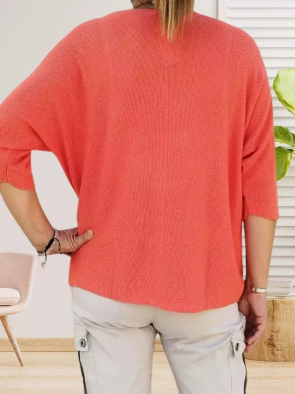 pull-fin-manches-courtes-orange-vds Pull fin manches courtes, col en V, mailles point de riz, fluide et tendance, vue de dos, coloris : orange