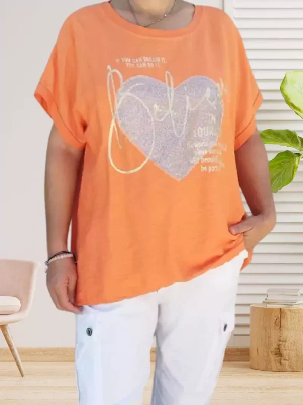 t-shirt-coeuren-sequins-orange-dv T-shirt Cœur en Sequins, col rond, mancherons, inscription dorée, cœurs en sequins, vue de face, coloris : orange