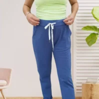 Pantalon de survêtement léger bleu femme vue devant