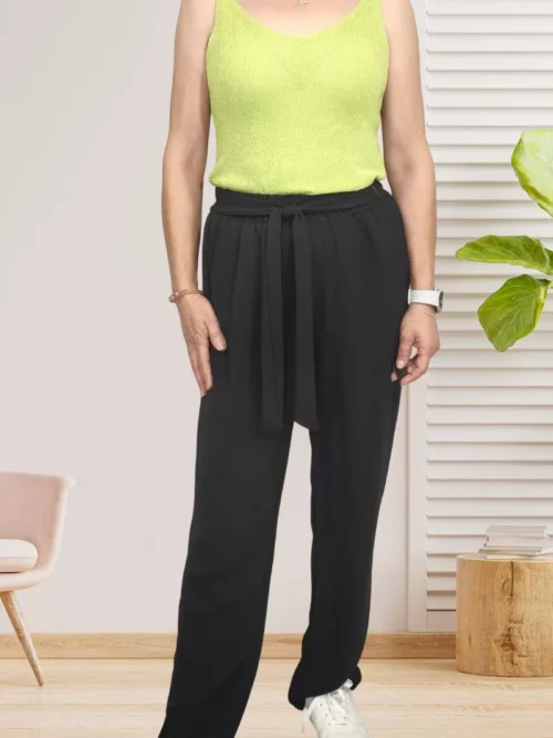 pantalon fluide ceinture à nouer noir pour femme vue de face