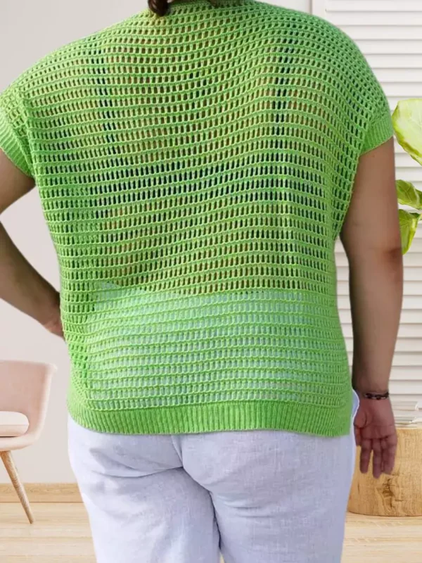 pull-ajoure-tu-vert-ds Pull ajouré en mailles , col en V, mancherons, maille ajourée extensible, idéal en superposition, vue de dos, coloris : vert