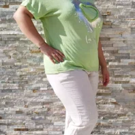 T-shirt love Yourself TU vert anis