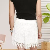 short en dentelle blanc pour femme vue de dos