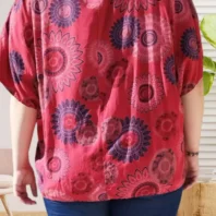 Tunique fleurie col rond rouge femme vue dos
