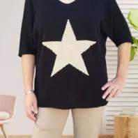 Pull étoile dorée, col en V, manches courtes, matière douce et fluide, vue de face, coloris : noir