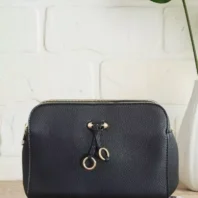 Sac boucles dorées à bandoulière femme noir