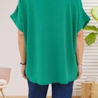 tunique col en V avec collier vert pour femme vue de dos
