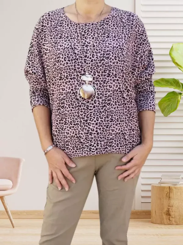 tunique-motif-leopard-rose-poudree-dv Tunique motif léopard rose poudrée femme taille unique du 36 au 42 vue devant