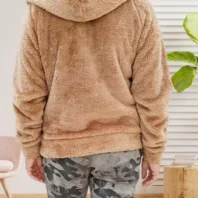 Veste à capuche peluge beige femme vue dos