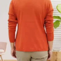 Pull fin col roulé, manches longues, matière douce et légère, vue de dos, coloris : orange