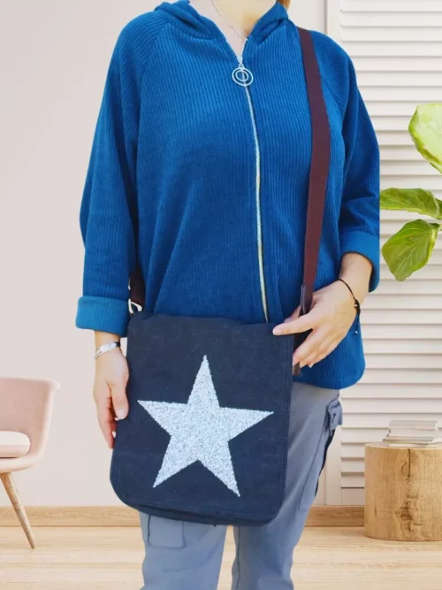sac besace étoile noir pour femme vue de face