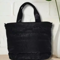 Sac matelassé noir femme vue devant