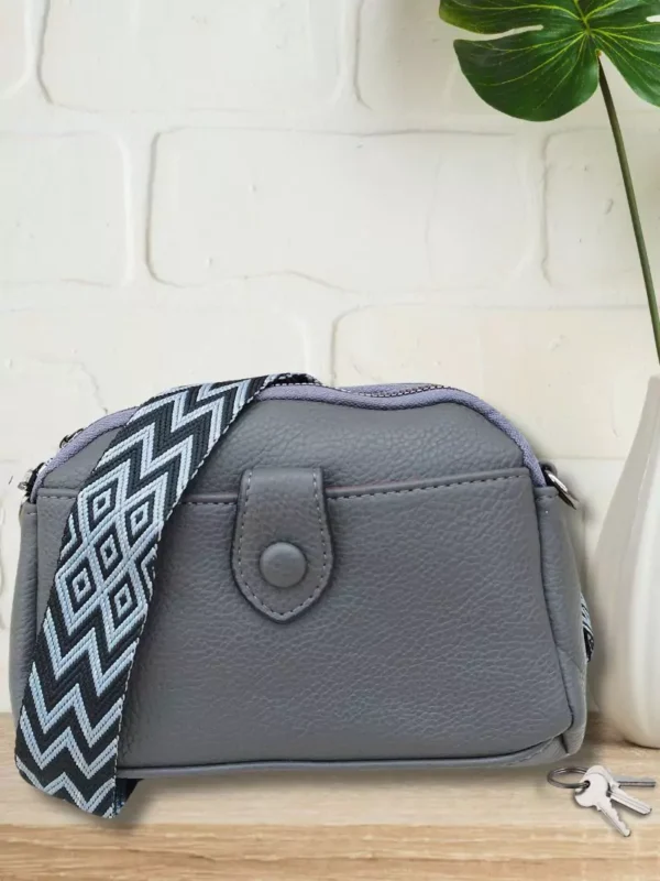 sac-porte-telephone-sangle-bicolore-gris-dev Sac porte téléphone sangle bicolore gris foncé femme