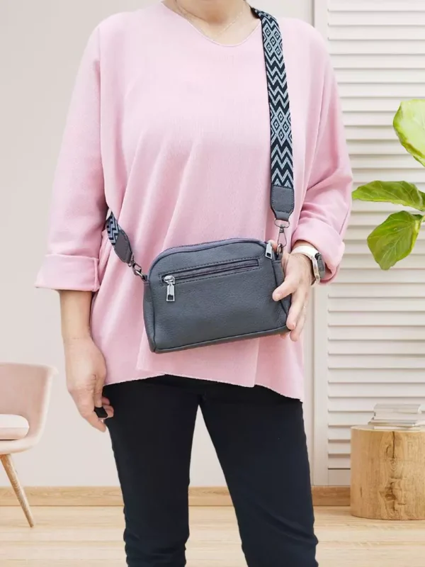 sac-porte-telephone-sangle-bicolore-gris-ds Sac porte téléphone sangle bicolore gris foncé femme vue dos