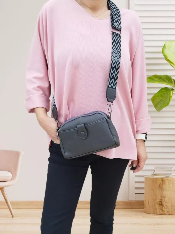 Sac porte téléphone sangle bicolore gris foncé femme vue devant