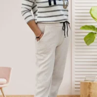 Pantalon velours côtelé blanc crème pour femme vue de de côté