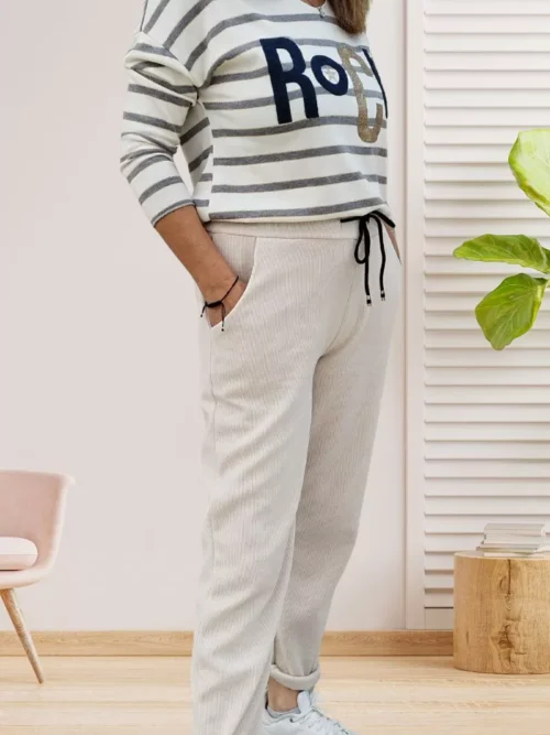 Pantalon velours côtelé blanc crème pour femme vue de de côté