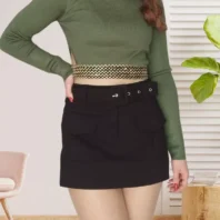 Jupe short avec ceinture noir pour femme vue de face