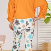 Pantalon à fleurs femme vue dos