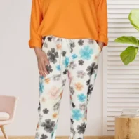 Pantalon à fleurs femme vue dos
