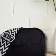 Petit sac à bandoulière bicolore noir femme