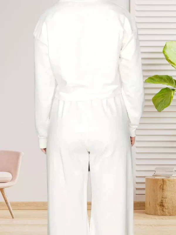 survetements-2-pieces-blanc-ds Survêtement 2 pièces blanc crème femme vue dos
