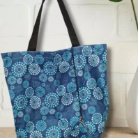 Sac cabas pliable à motifs nuance de bleu