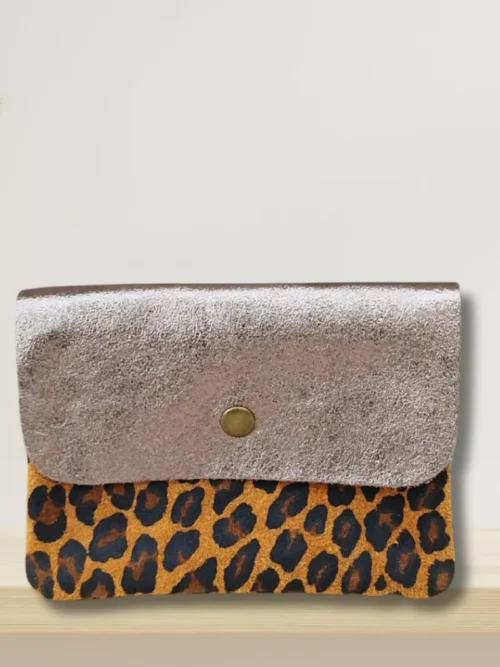 porte-monnaie irisé et animalier marron vue de face