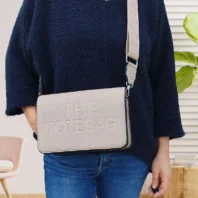Sac à bandoulière avec rabat beige femme vue de face