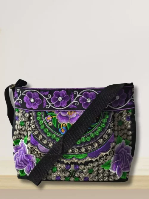 Sac brodé à bandoulière violet
