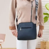 Sac bi-matière sangle bicolore noir femme vue dos
