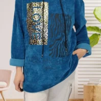 Pull velours côtelé à capuche bleu pour femme vue de face