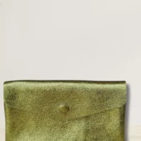 porte-monnaie irisé vert vue de dos